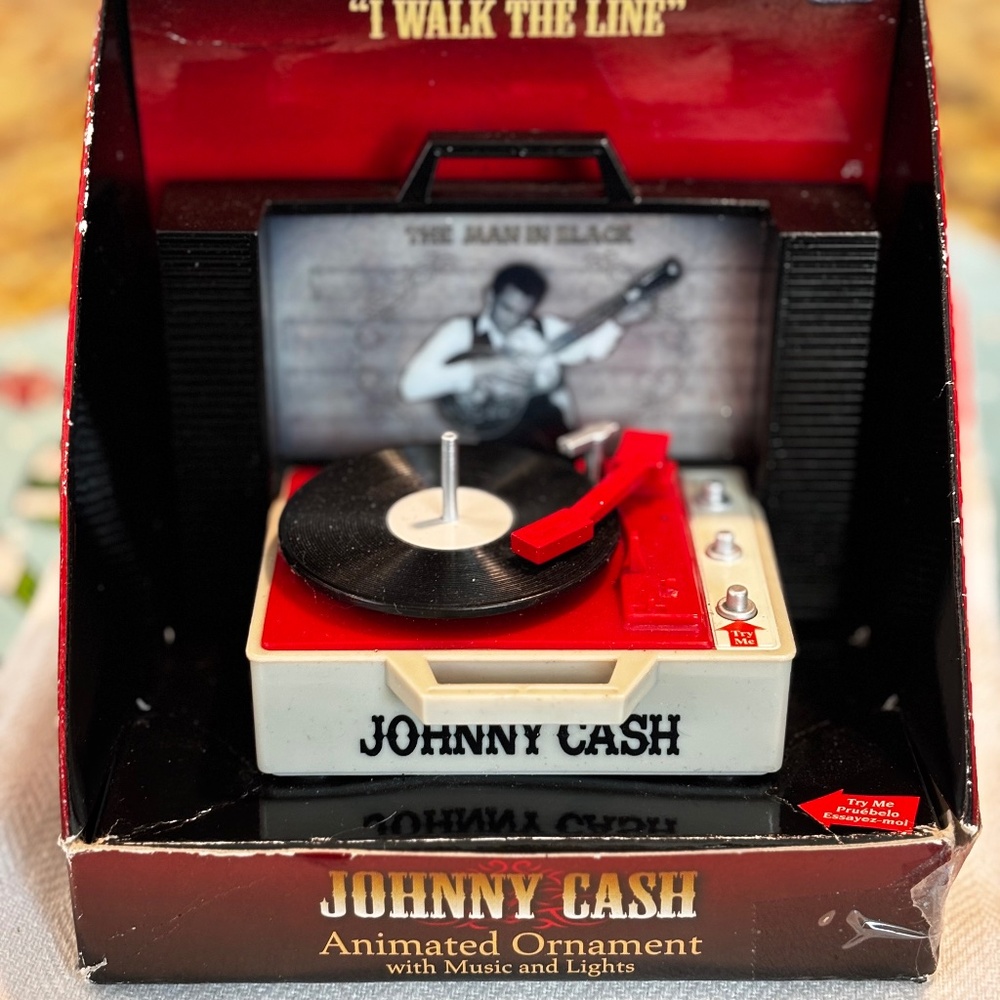 Johnny Cash I Walk the Line Ornament